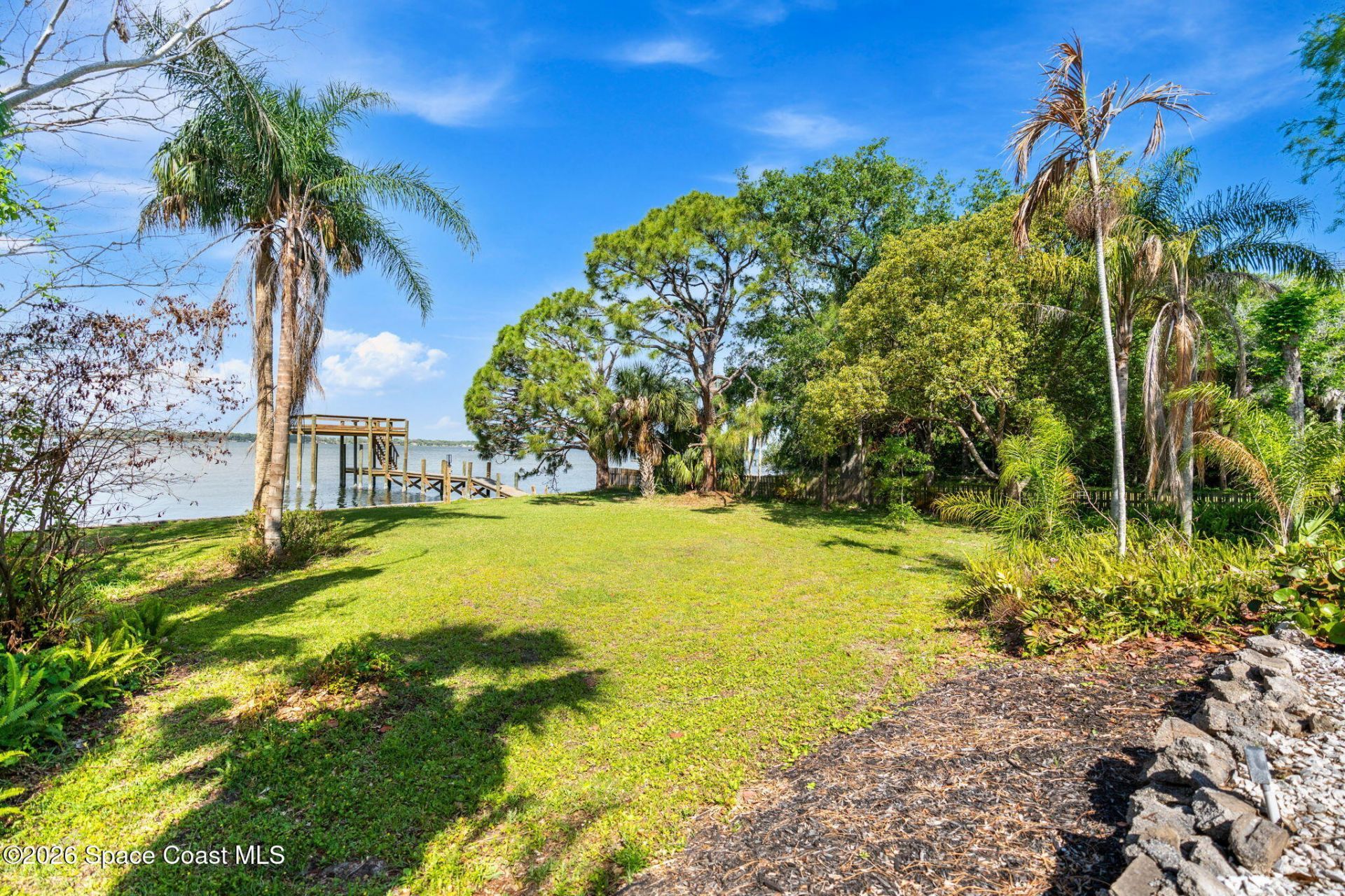 975 Oak Street, Merritt Island, FL 32953 Photo