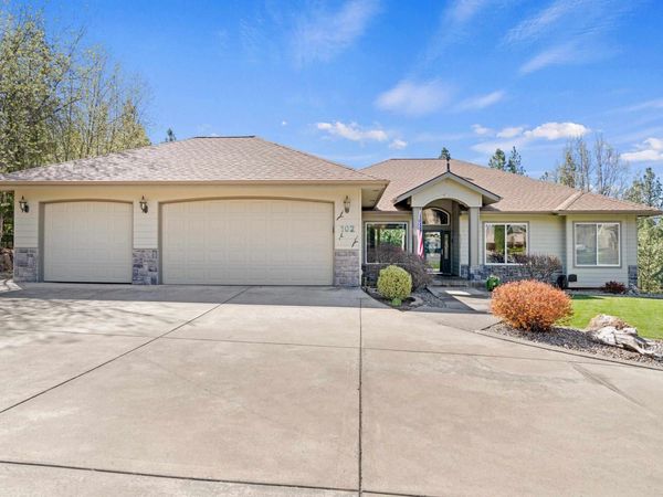 102 N Lindeblad Ln, Liberty Lake, WA 99019
