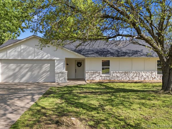 23801 E 103rd Street S, Broken Arrow, OK 74014