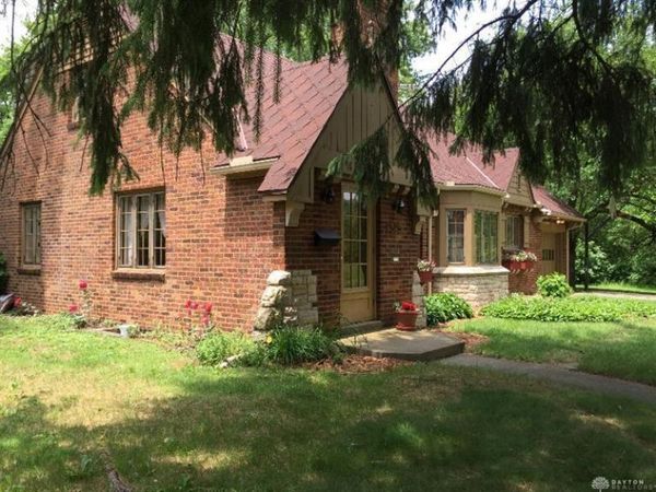 2525 Elsmere Avenue, Harrison Twp, OH 45406