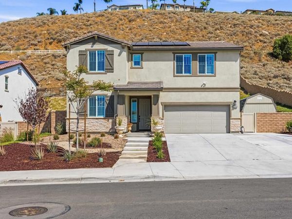 30012 Cabo Del Oeste, Highland, CA 92346