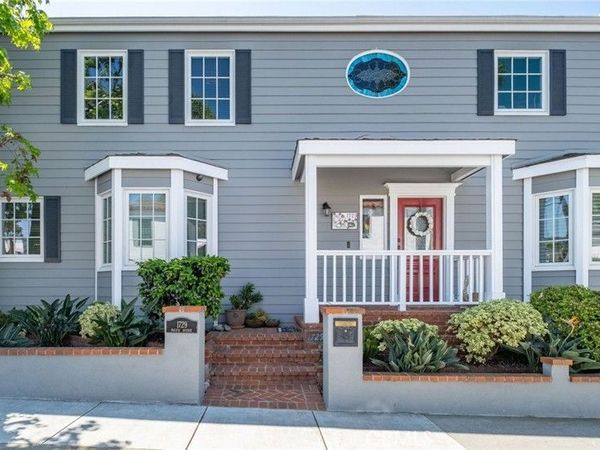 1729 Pacific Avenue, Manhattan Beach, CA 90266