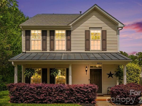 6711 Tanners Creek Drive , Huntersville, NC 28078