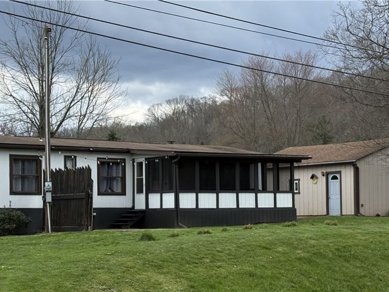 2276 Lodge Road SW, Sherrodsville, OH 44675 Photo 21