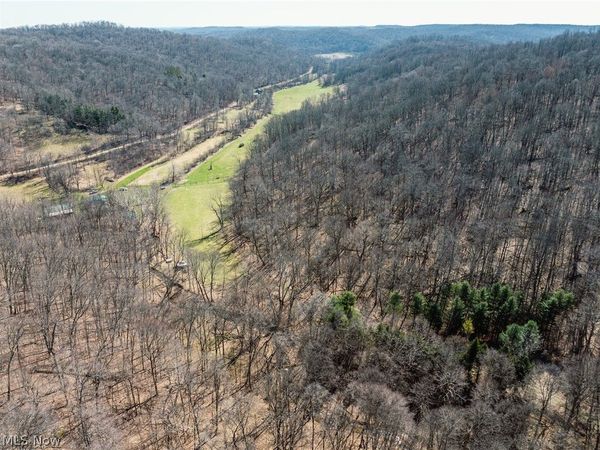 2255 Township Road 34 , Killbuck, OH 44637