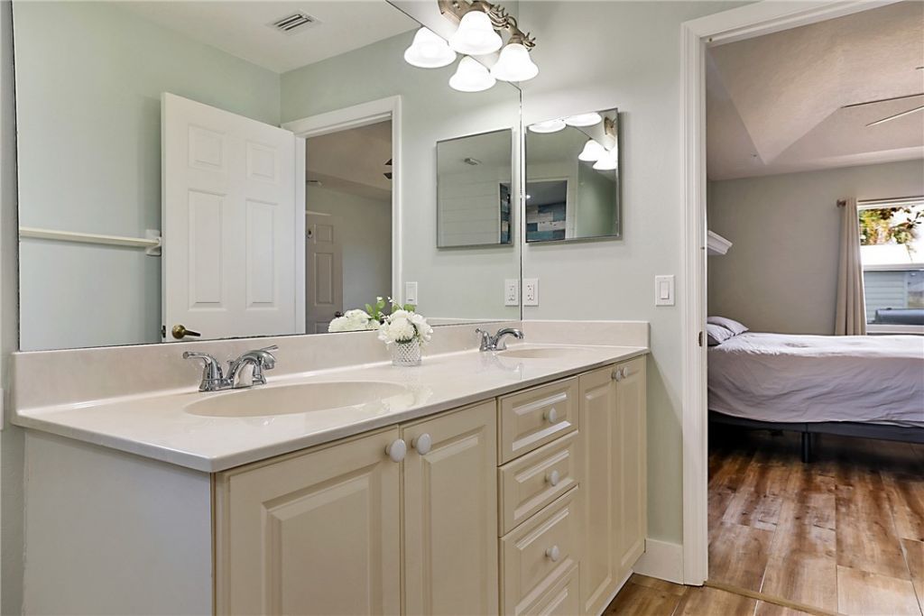 432 Biscayne Lane, Sebastian, FL 32958 Photo