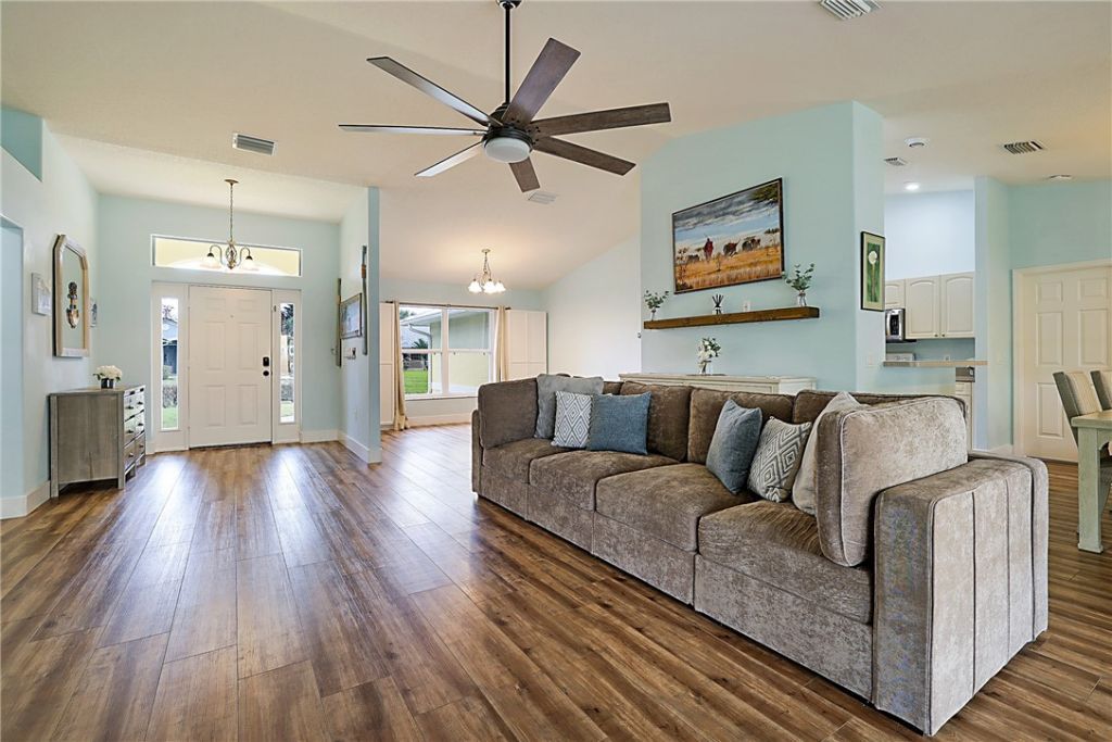 432 Biscayne Lane, Sebastian, FL 32958 Photo