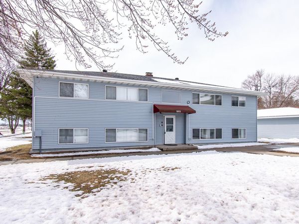 1813 13 1/2 Street S, Fargo, ND 58103
