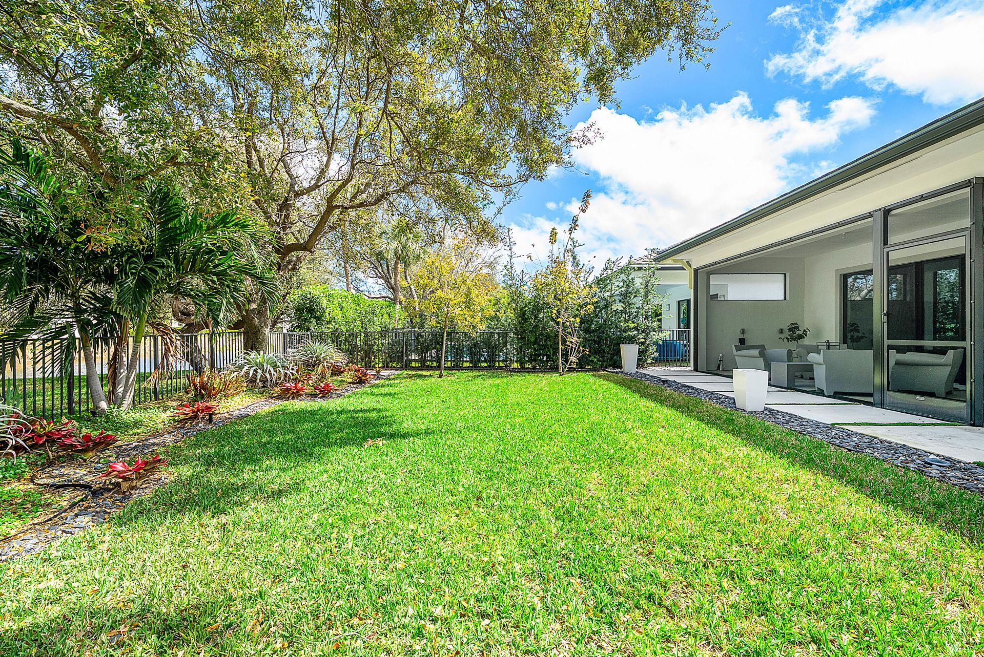 3069 Safflower Circle, West Palm Beach, FL 33401 Photo