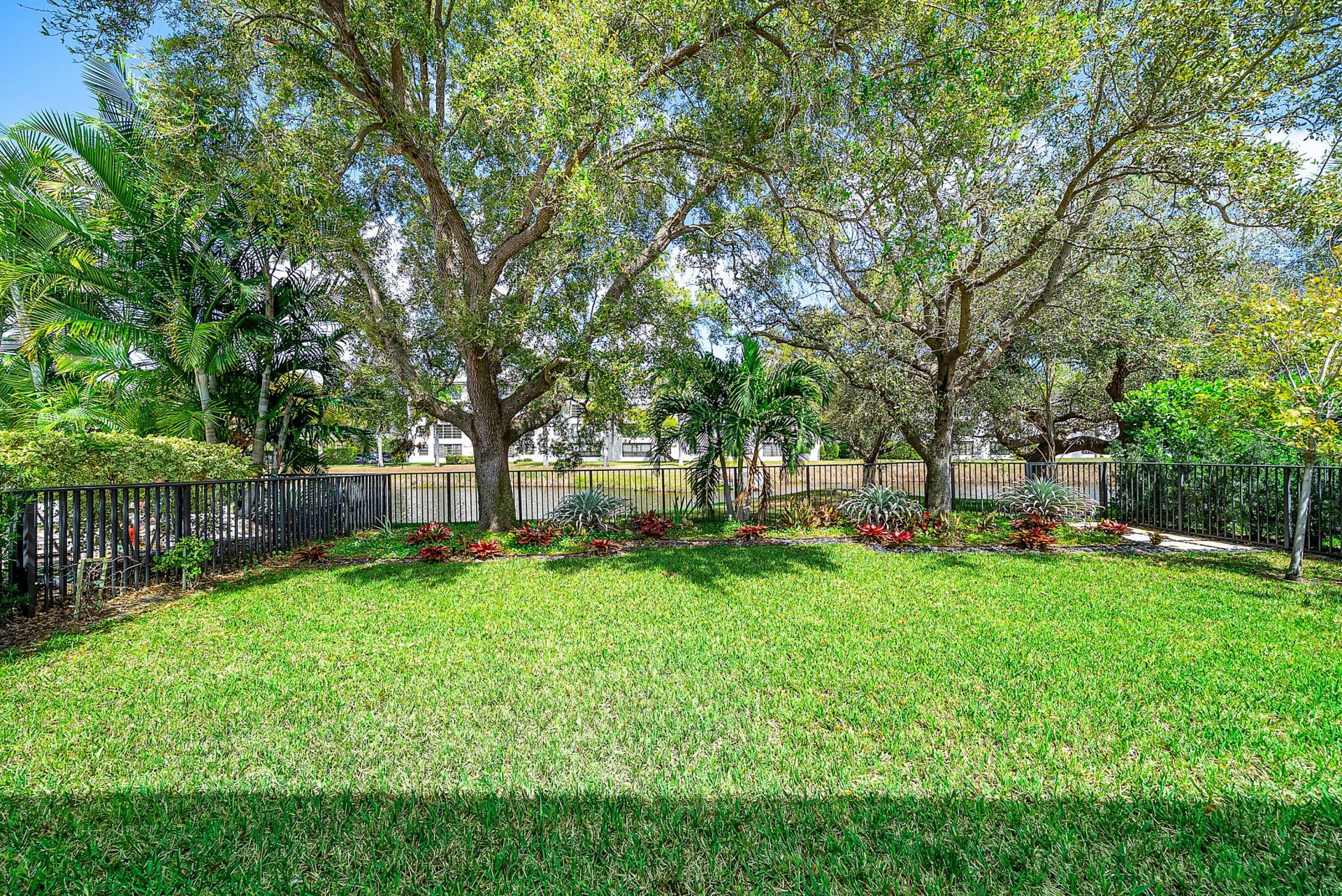 3069 Safflower Circle, West Palm Beach, FL 33401 Photo