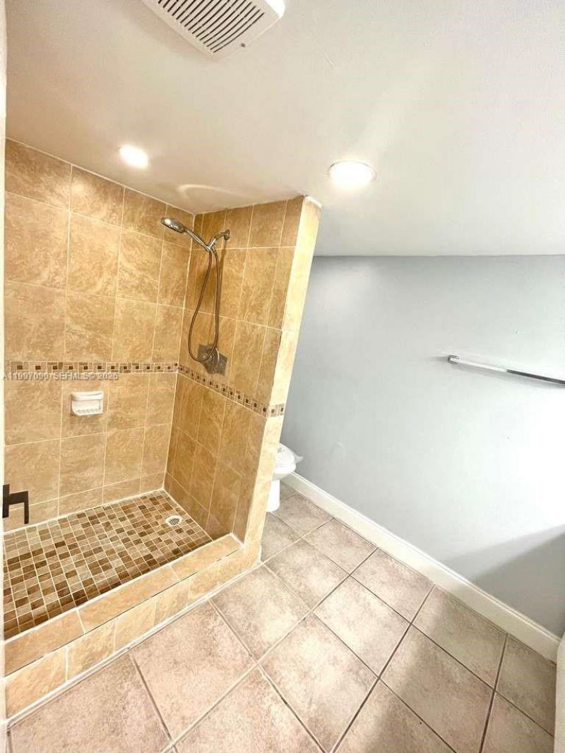 400 NE 18th Ave, Unit 206, Homestead, FL 33033 Photo