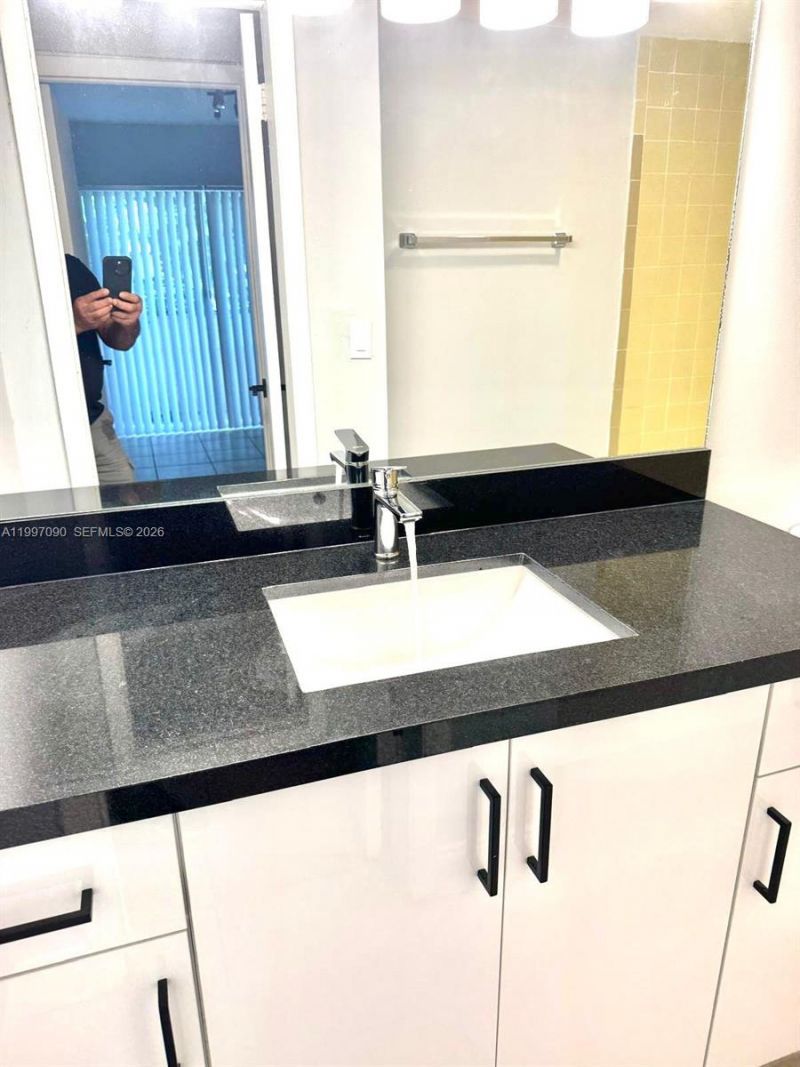 400 NE 18th Ave, Unit 206, Homestead, FL 33033 Photo