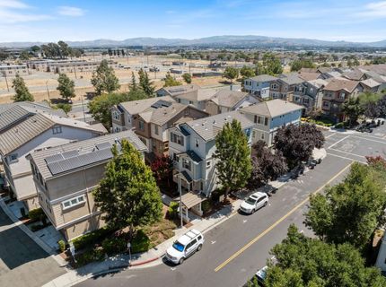 7071 N Mariposa Ct, Dublin, CA 94568 Photo