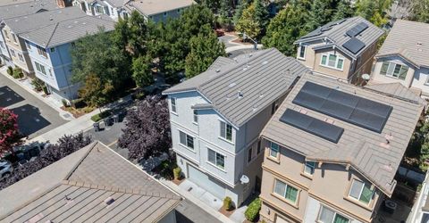 7071 N Mariposa Ct, Dublin, CA 94568 Photo