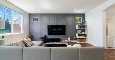 7071 N Mariposa Ct, Dublin, CA 94568 Photo