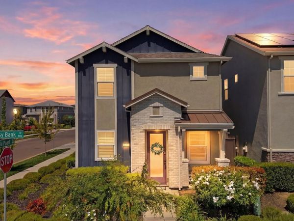 2949 Grassy Bank Ave, Sacramento, CA 95833