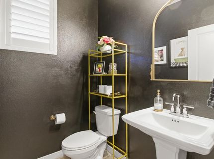 2949 Grassy Bank Ave, Sacramento, CA 95833 Photo