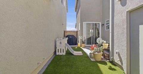 2949 Grassy Bank Ave, Sacramento, CA 95833 Photo