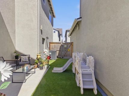 2949 Grassy Bank Ave, Sacramento, CA 95833 Photo