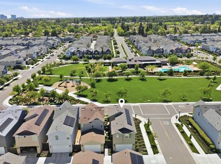 2949 Grassy Bank Ave, Sacramento, CA 95833 Photo