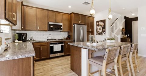 2949 Grassy Bank Ave, Sacramento, CA 95833 Photo