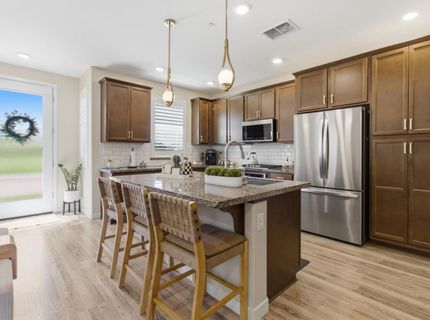 2949 Grassy Bank Ave, Sacramento, CA 95833 Photo