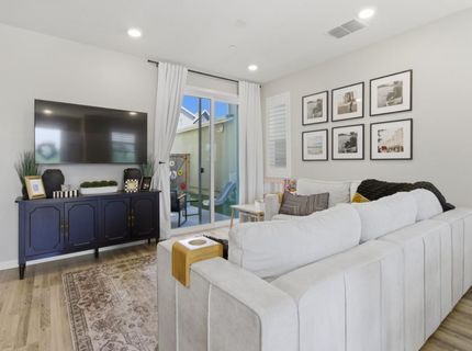 2949 Grassy Bank Ave, Sacramento, CA 95833 Photo