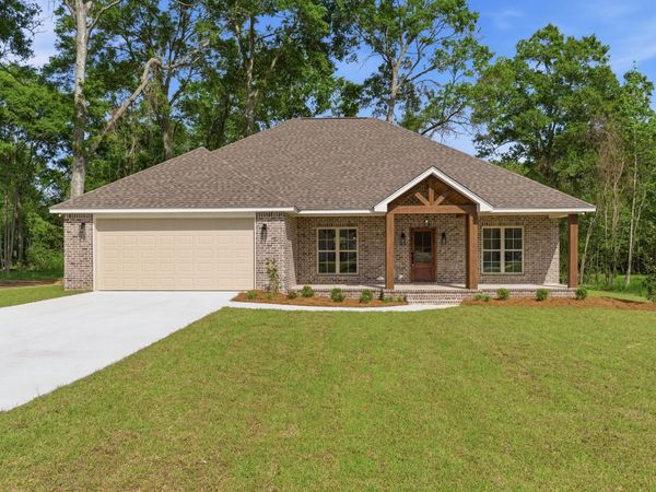 13 Brandi Ln., Sumrall, MS 39482