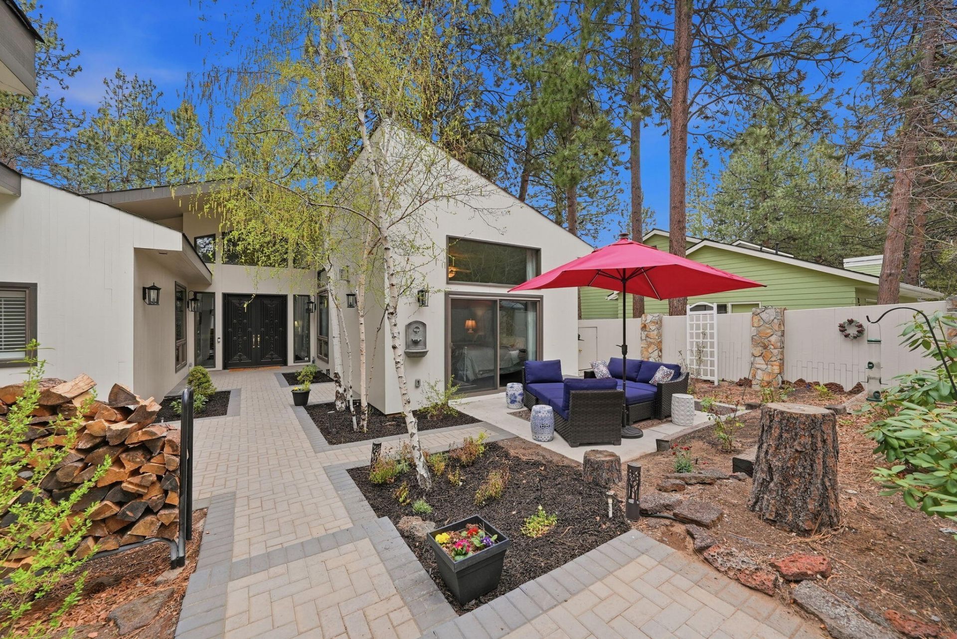 20344 Donkey Sled Road, Bend, OR 97702 Main Photo