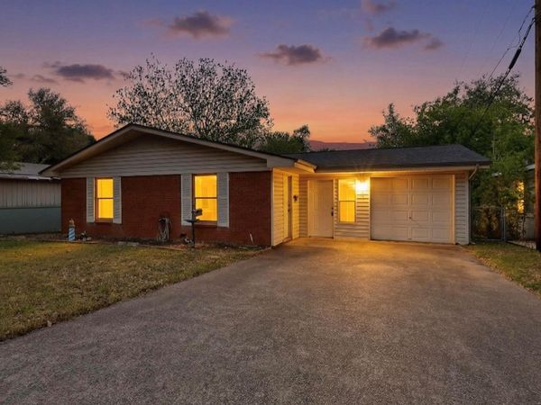 6808 Daugherty ST, Austin, TX 78757