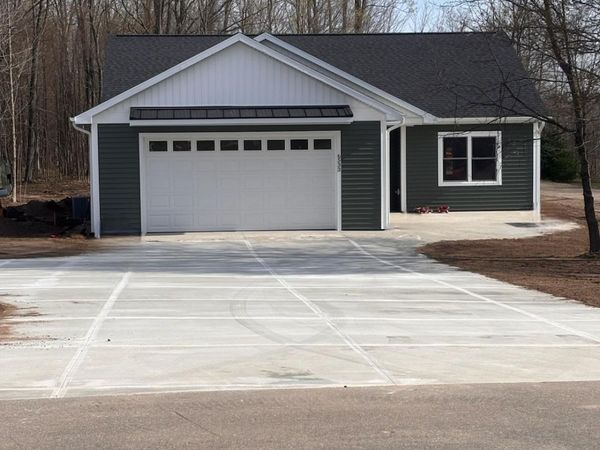 6533 Jeffrey Place, Grawn, MI 49637