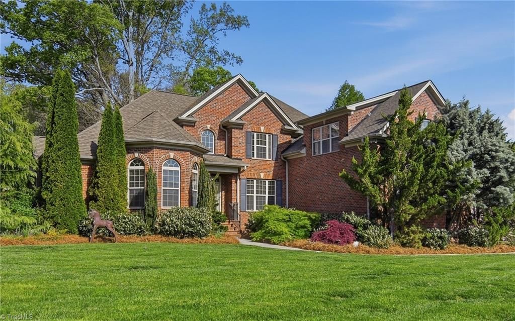 3304 Willow Wind Drive, Pfafftown, NC 27040 Main Photo