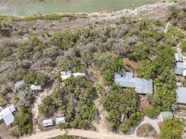 500 Hideaway Drive, Spring Branch, TX 78070