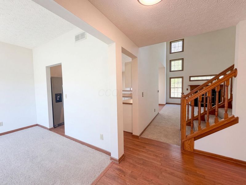 352 Highbanks Valley Court, Newark, OH 43055 Photo 10