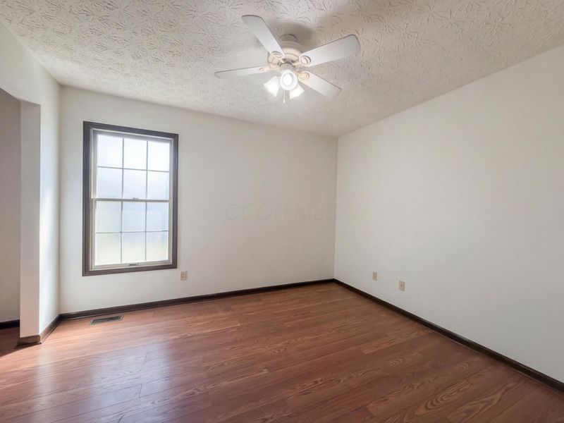 352 Highbanks Valley Court, Newark, OH 43055 Photo 26