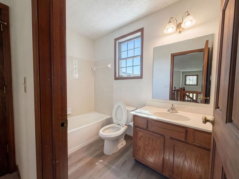 352 Highbanks Valley Court, Newark, OH 43055 Photo 28