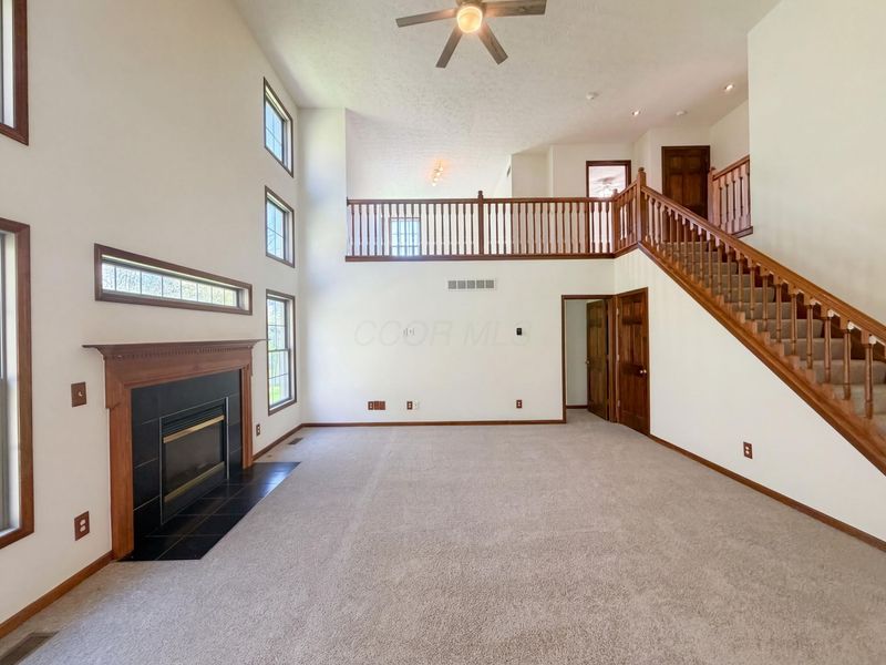 352 Highbanks Valley Court, Newark, OH 43055 Photo 3