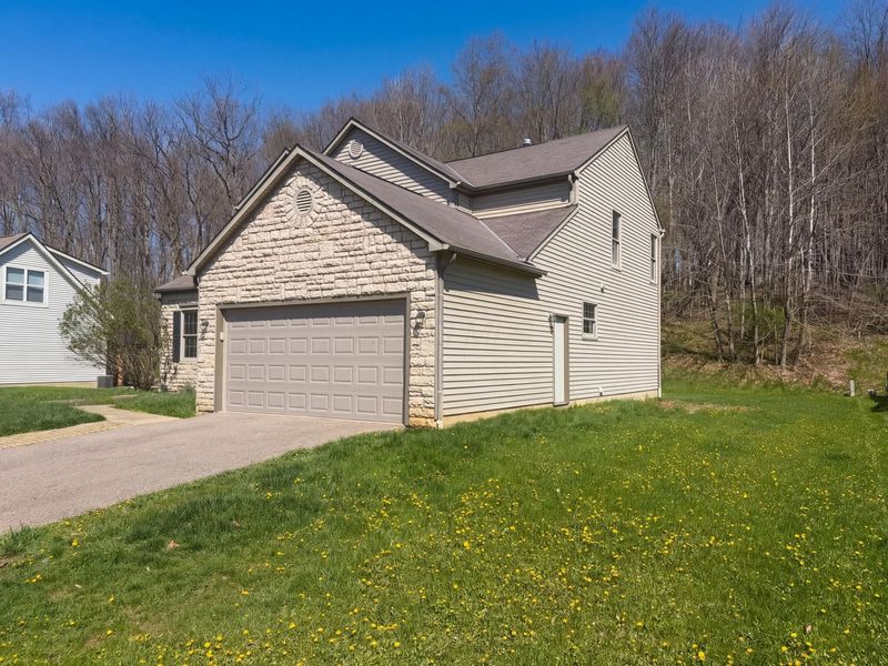 352 Highbanks Valley Court, Newark, OH 43055 Photo 8