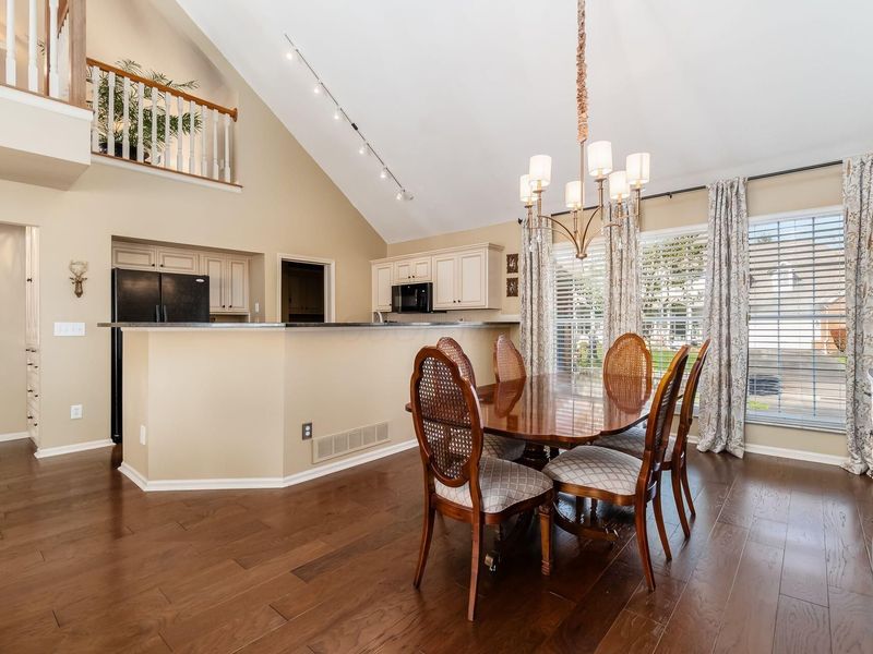 6531 Upper Lake Circle, Westerville, OH 43082 Photo 7