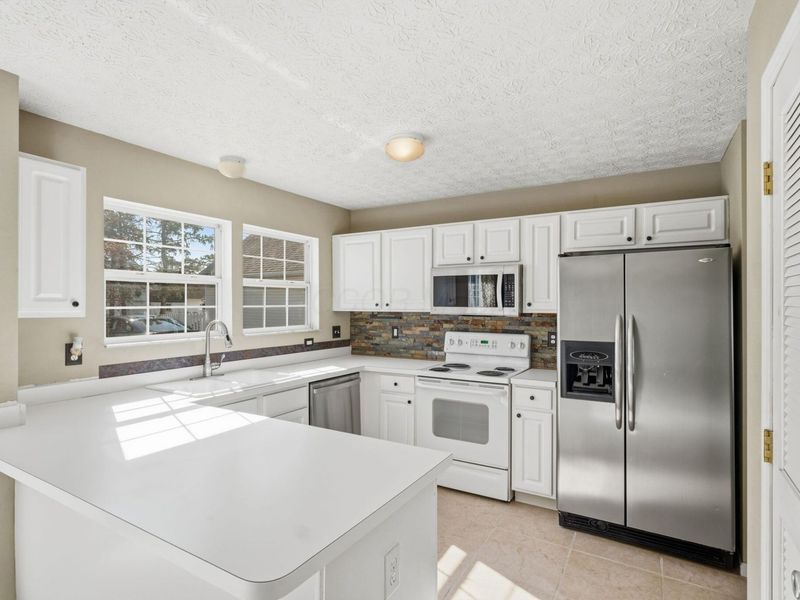 2424 Delowe Street, Grove City, OH 43123 Photo 23