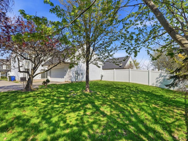 2424 Delowe Street, Grove City, OH 43123 Photo 8