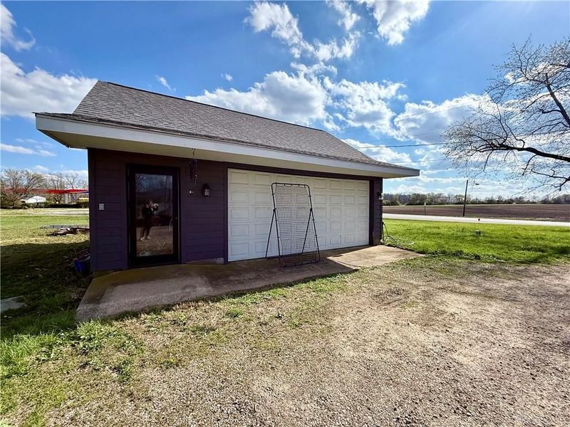 8702 S Dayton Greenville Pike, Clay Township, OH 45309 Photo 18