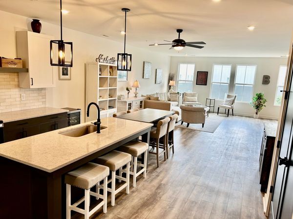 2018 Edison Park Ln, Nashville, TN 37209