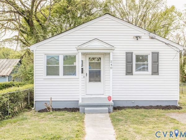 240 Terrace Avenue , Petersburg, VA 23803