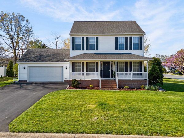 97 LAUREL OAK LN, GROTTOES, VA 24441