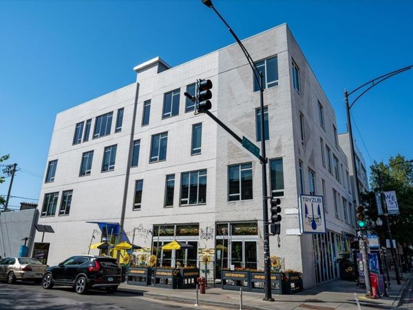 756 N Leavitt Street , Unit 3SW, Chicago, IL 60612