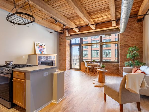 625 W Jackson Boulevard , Unit 402, Chicago, IL 60661