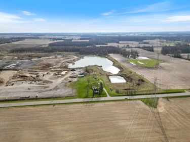 5290 N State Road 15 Road, Warsaw, IN 46582