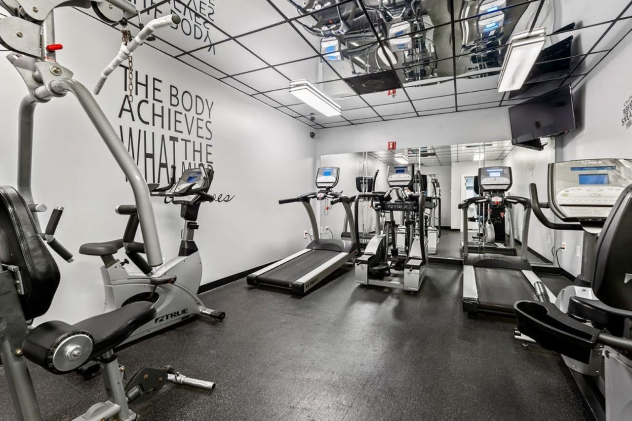 201 77th Ave. N Photo 21