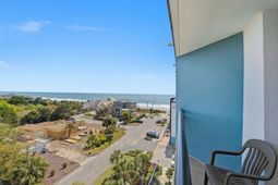 201 77th Ave. N photo 4